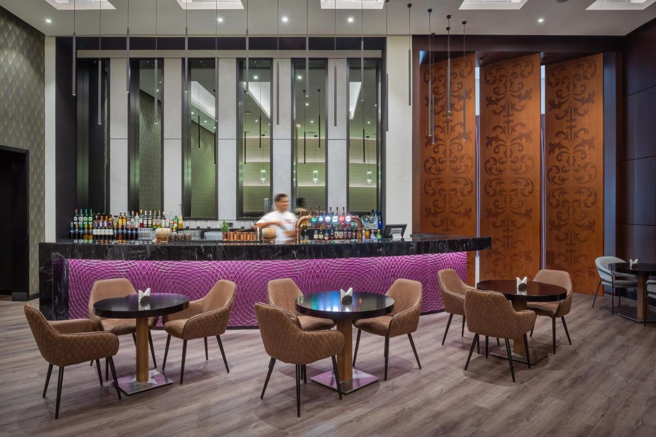 Novotel Deira Creekside Dubaj Exteriér fotografie