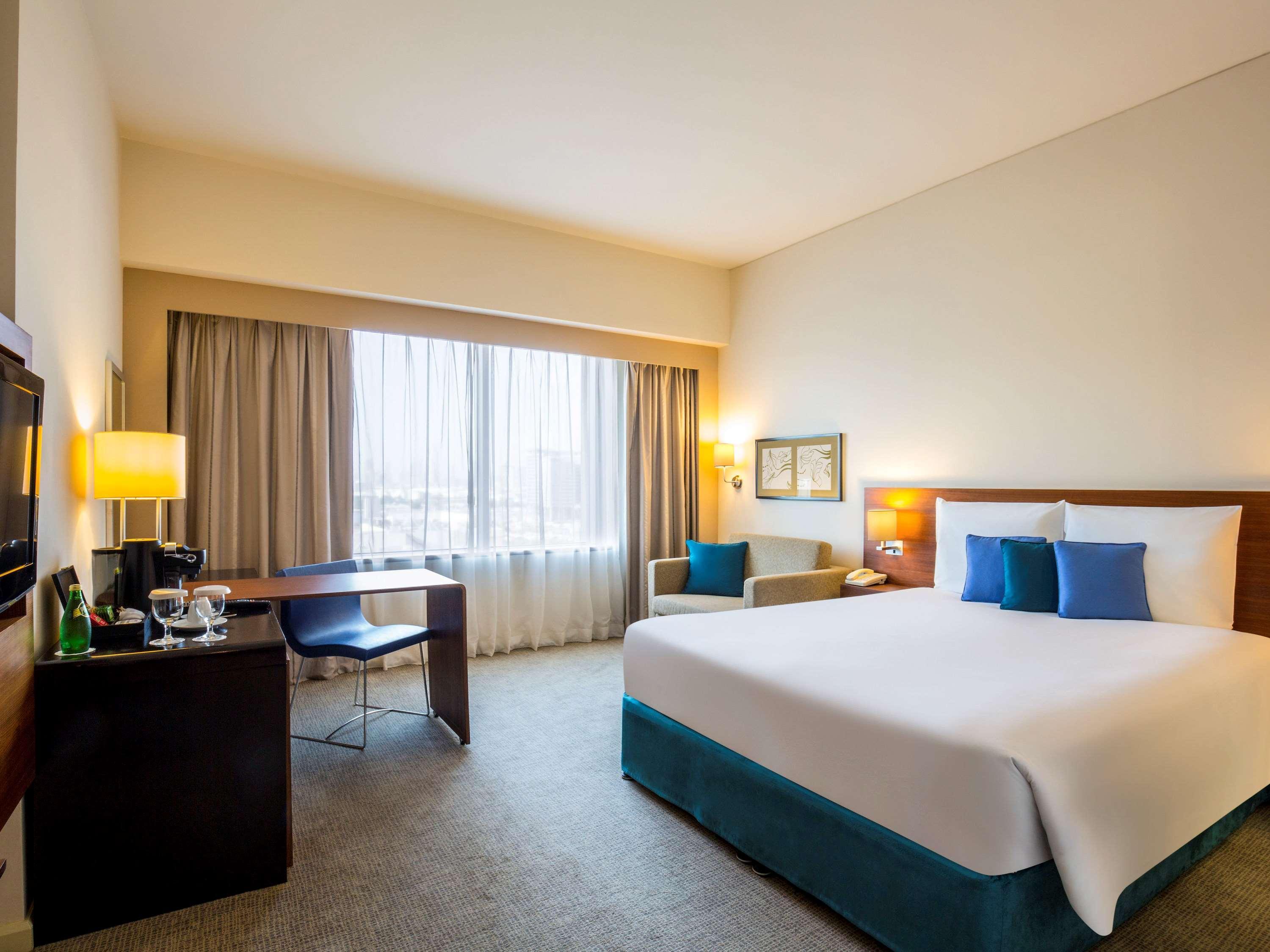 Novotel Deira Creekside Dubaj Exteriér fotografie